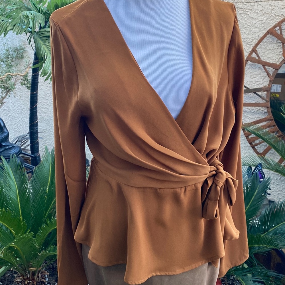 🧡4E21 FAUX WRAP LONG SLEEVE BLOUSE🧡